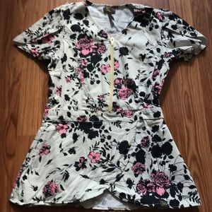 Front zip peplum jaanuu scrub top